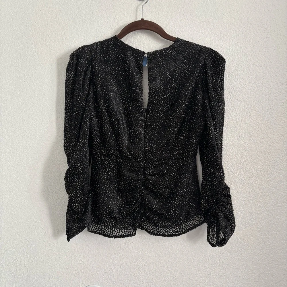 NWT ASTR The Label Women's Size XS Black Velvet Dot Florence Puff Sleeve Top